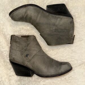 EILEEN FISHER Gray Leather Ankle Boots